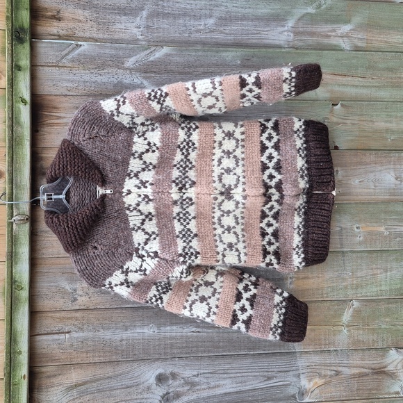 Vintage Cowichan Cardigan Sweater Thick Warm Wool - Picture 4 of 17